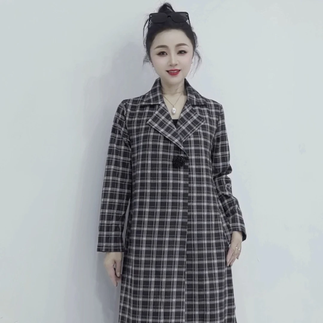 时尚高端加薄绒千鸟格外套