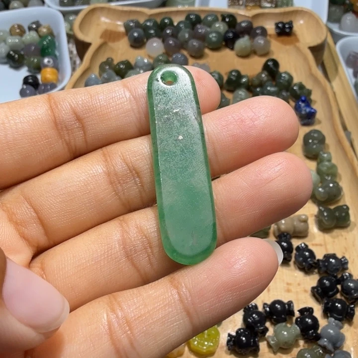和田玉未镶嵌珠宝半成品