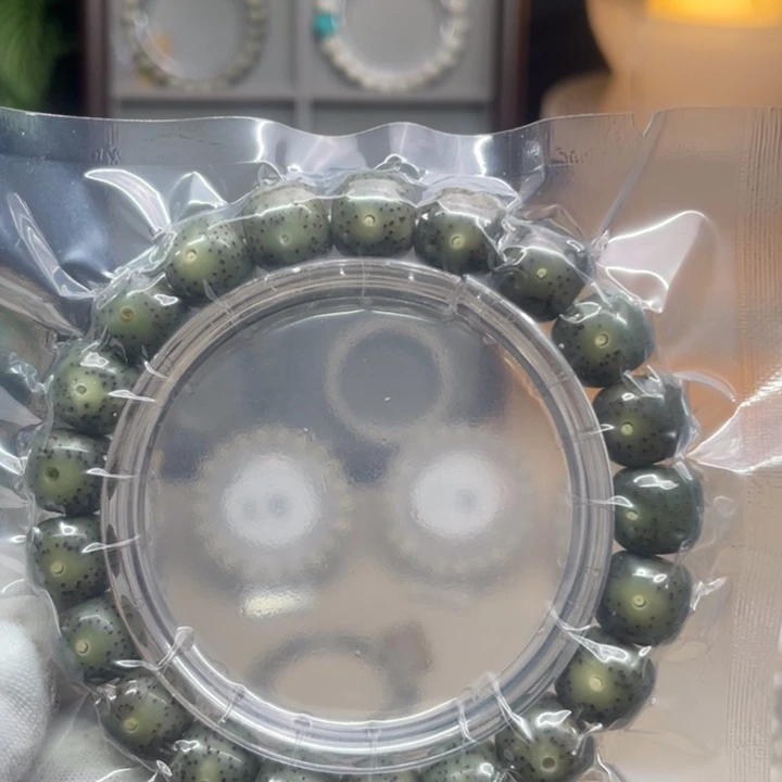 手串星月菩提绿幽灵