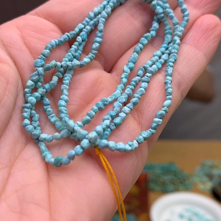 绿松石未镶嵌原矿