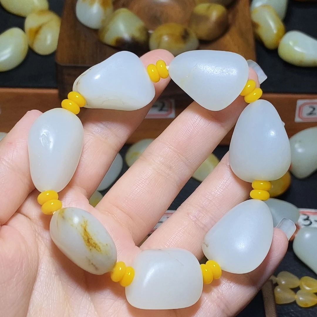 和田玉未镶嵌手链