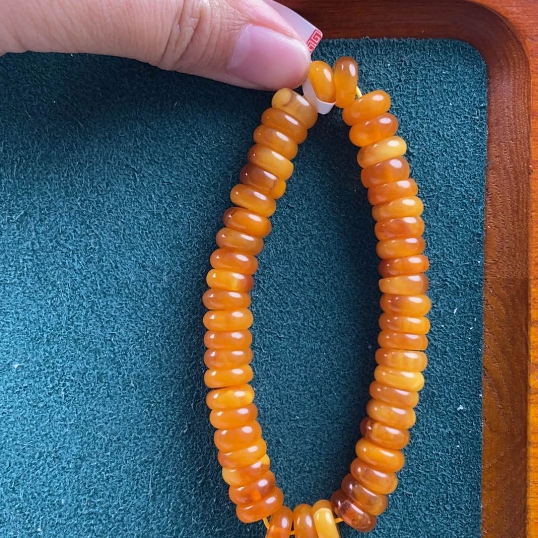 蜜蜡珠宝奇石未镶嵌