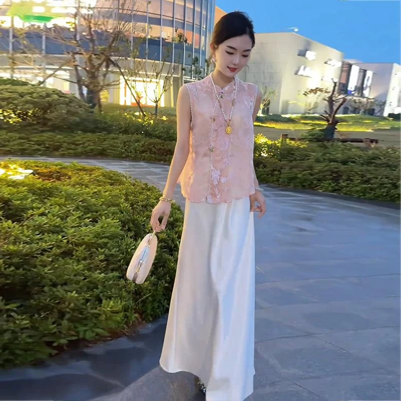 新中式国风立体马甲上衣女2025夏季薄款时尚立领无袖盘扣马夹外套