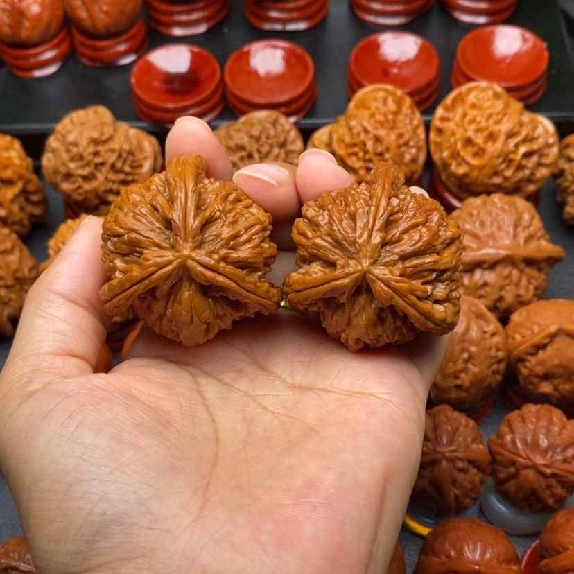 【闪购商品】文玩核桃把件海*核桃