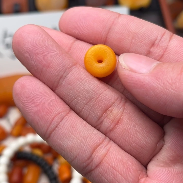 十***@琥珀未镶嵌裸石蜜蜡墩子