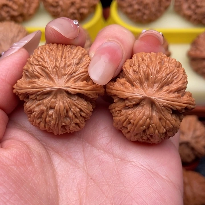 文玩核桃吊坠35全品密纹