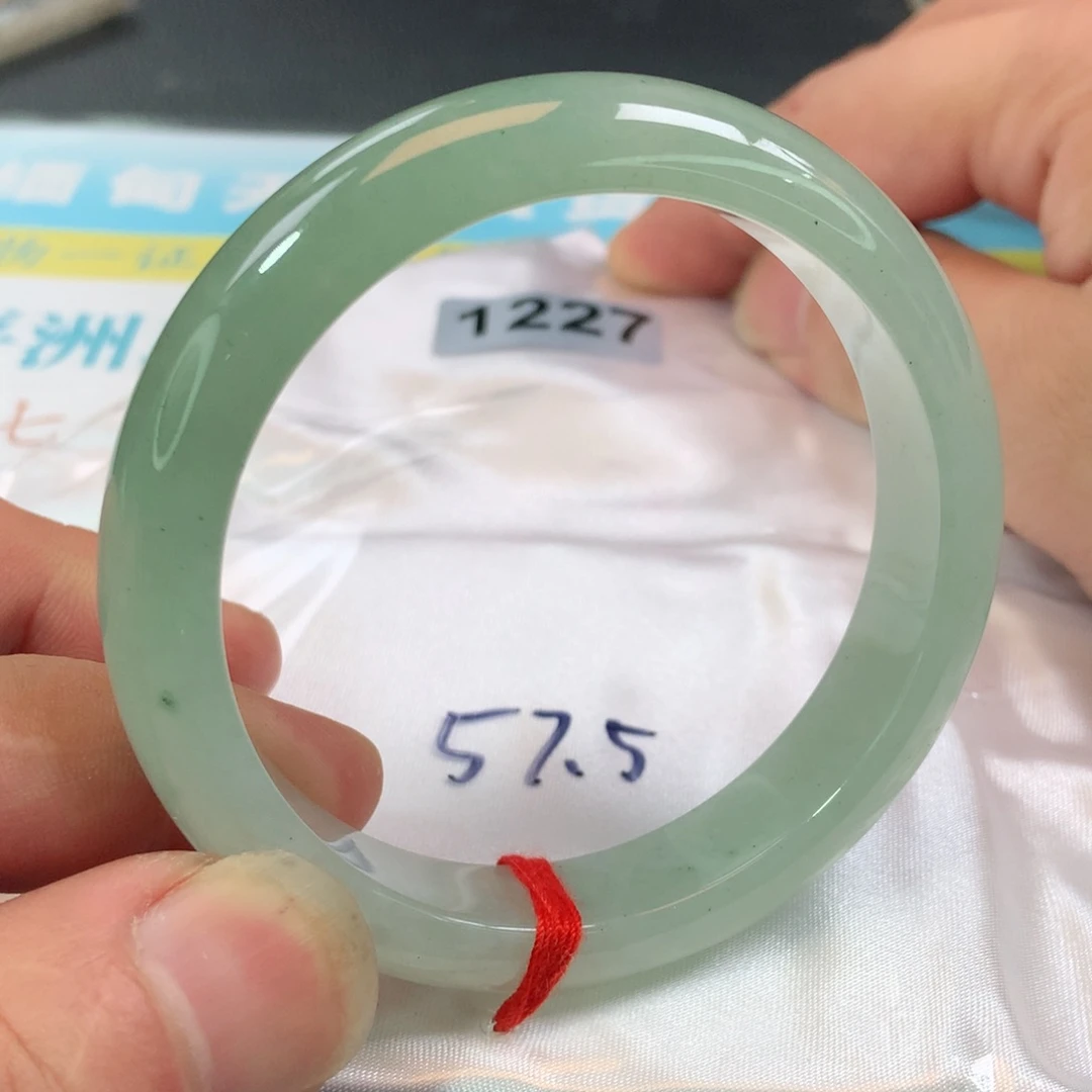翡翠手镯未镶嵌1227号