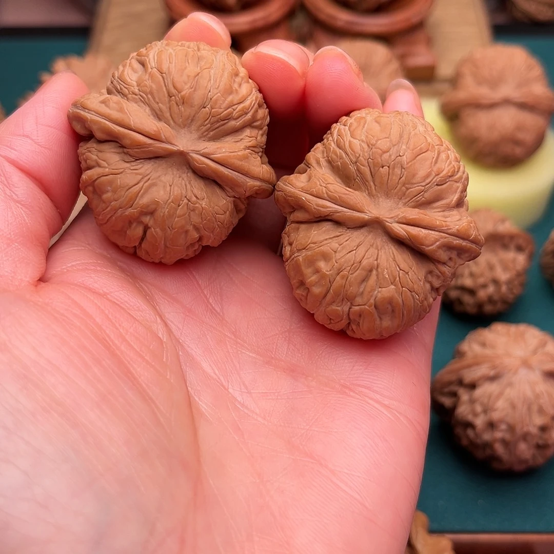 文玩核桃把件平谷元宝