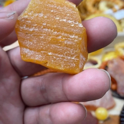 手串琥珀未镶嵌吊坠