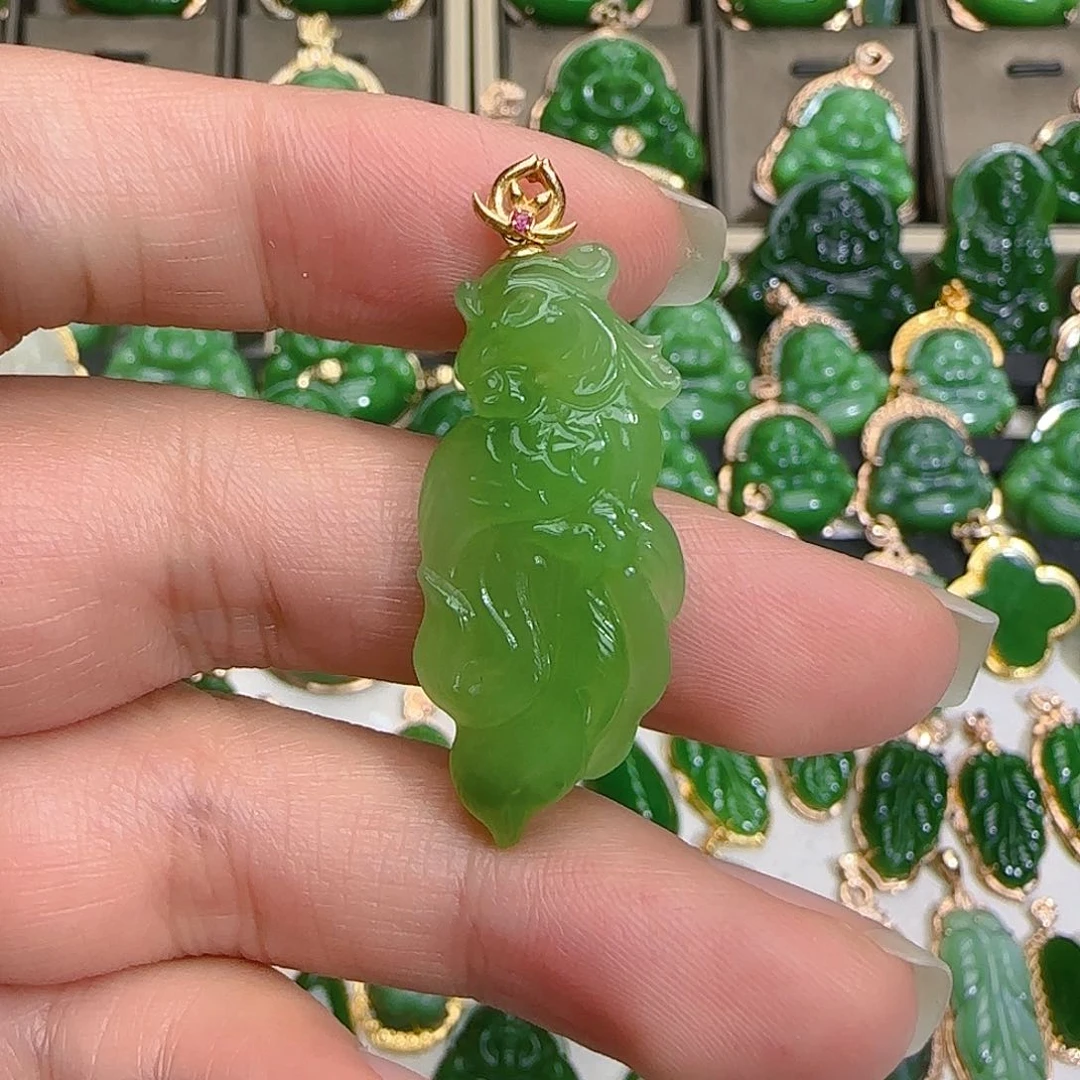 和田玉（碧玉）吊坠(不含链)18K金镶嵌