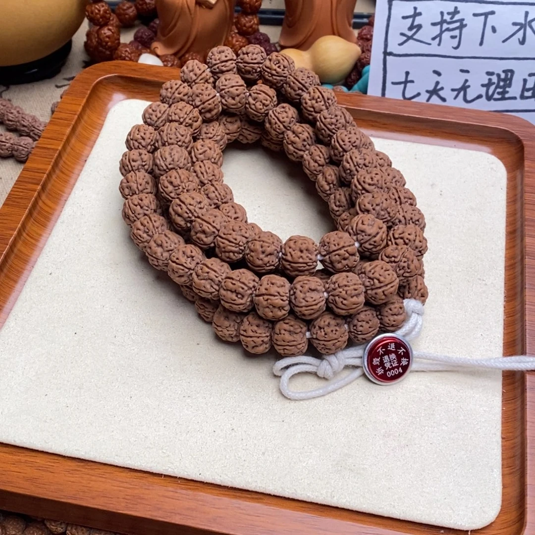 芋***圆金刚菩提吊坠纯血老树王108卡12