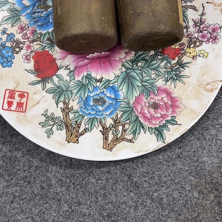 盘子瓶子手工手绘