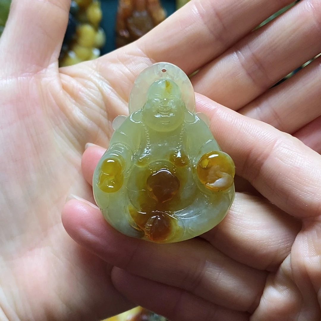 岫玉未镶嵌吊坠(赠链)