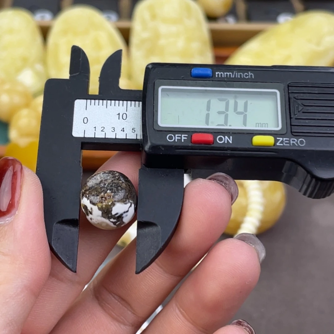 裸石琥珀未镶嵌微瑕8