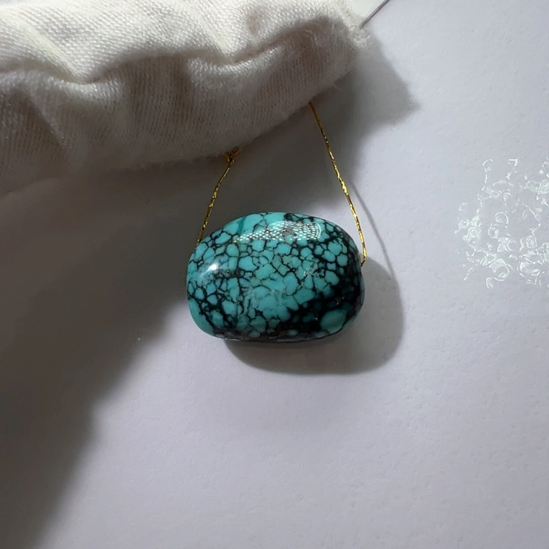 绿松石未镶嵌挂件