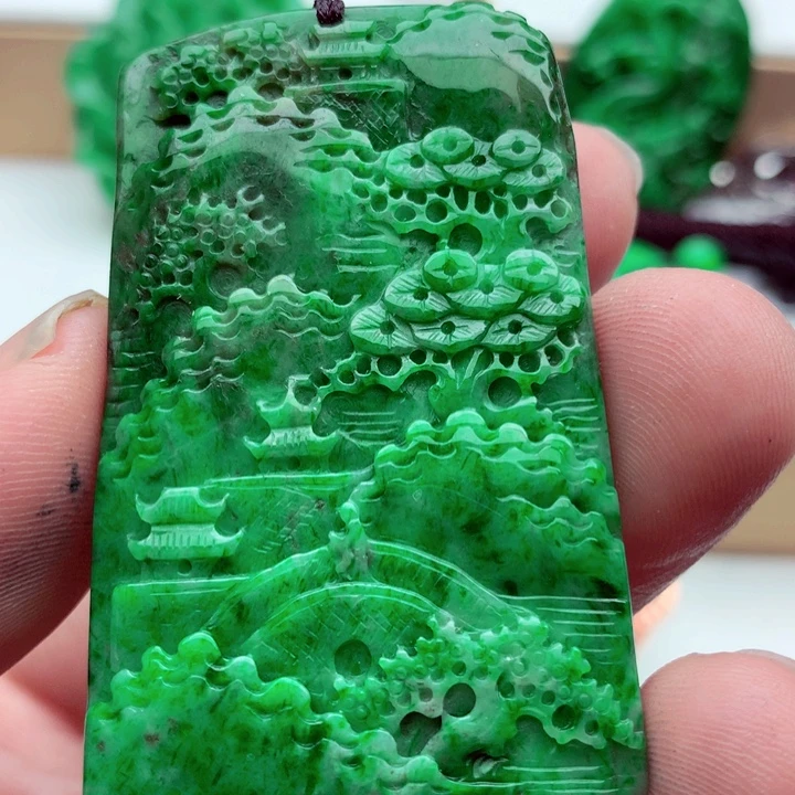 翡翠未镶嵌吊坠(不含链)