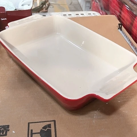 微瑕，不能明火，口径26，高度5红色烤盘