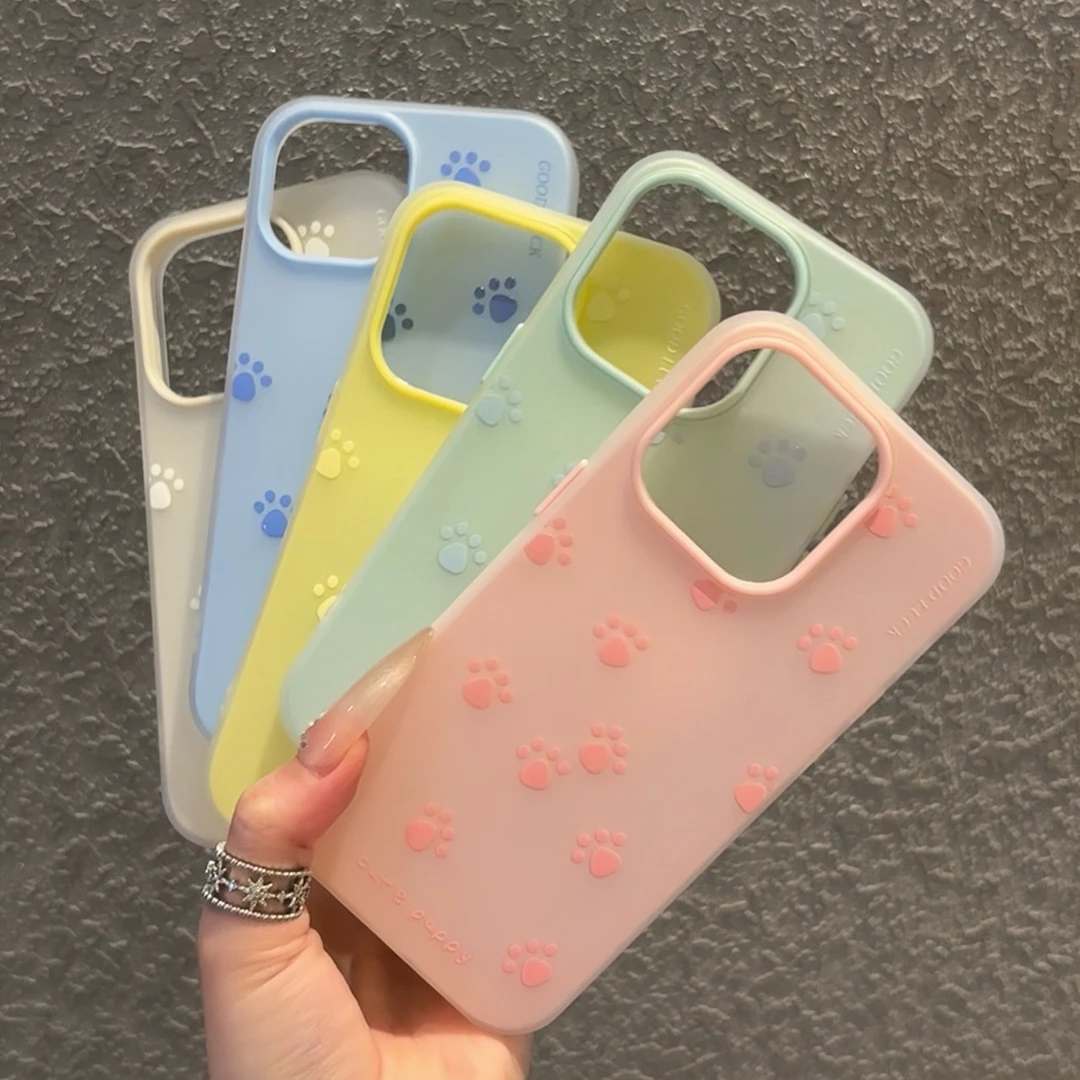 多巴胺可爱小脚印适用苹果16磨砂肤感手机壳iphone15全包14防摔13