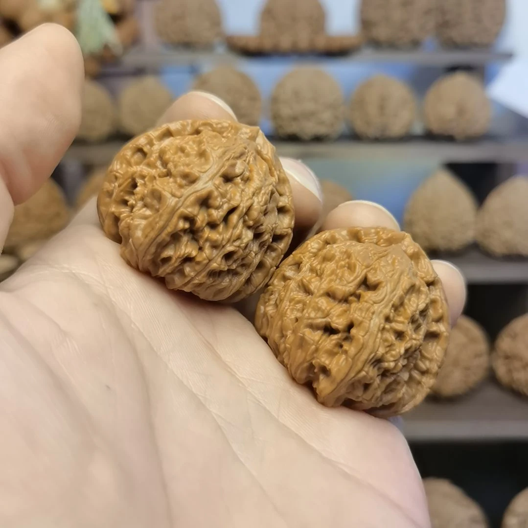 文玩核桃吊坠37+全品三角白