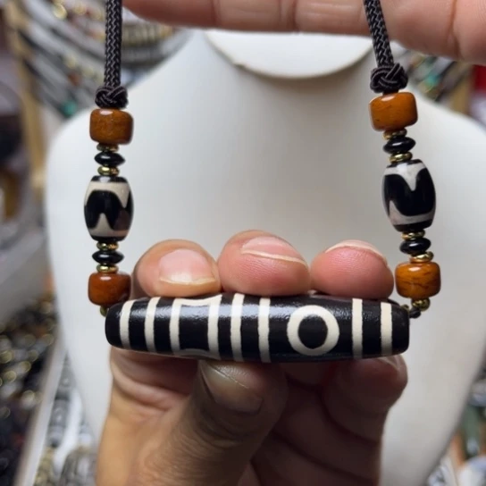 C***E玛瑙/玉髓未镶嵌颈饰