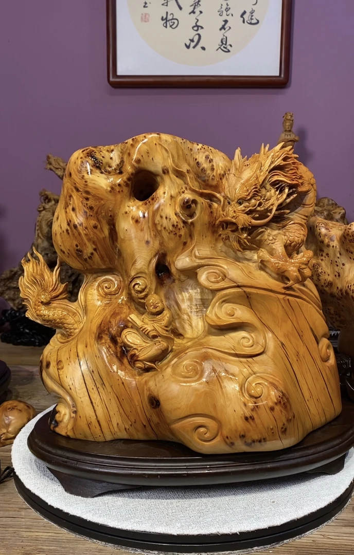 崖柏望子成龙摆件