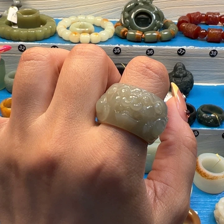 和田玉（糖玉）戒指未镶嵌内径20.2 貔貅