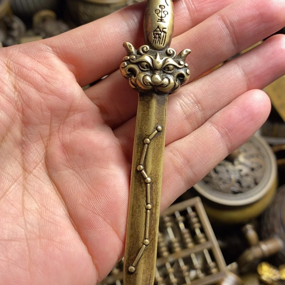 精美铜器做工精良