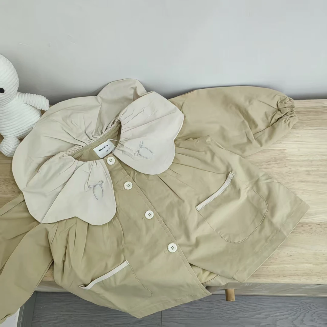 88291小妮娃娃娃领风衣外套