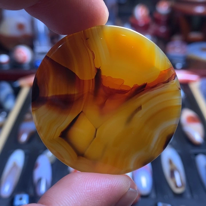 玛瑙/玉髓颈饰未镶嵌