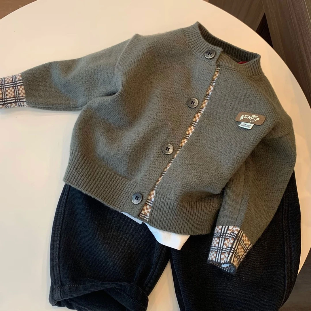 2025秋冬新款中小童洋气贴布针织外套韩国童装男女童拼色毛衣开衫