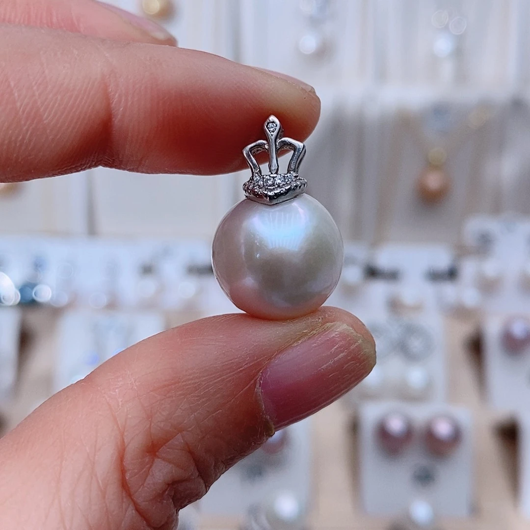 颈饰银S925镶嵌淡水珍珠