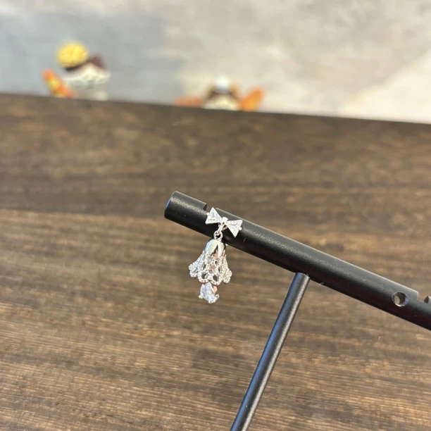 铜合金仿水晶耳饰 铜合金合成锆石耳饰 风铃水滴耳钉EJ1097（一个