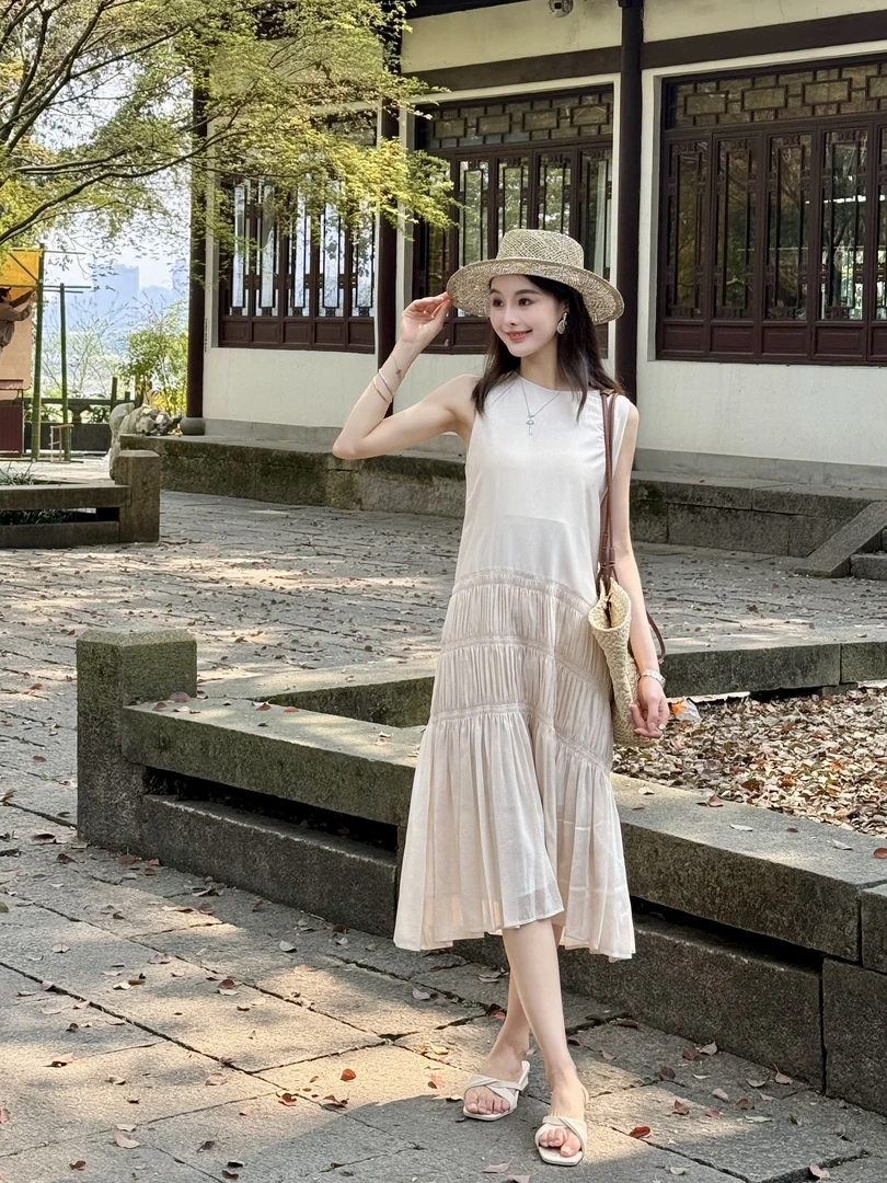 【奶糖专属】韩系设计感宽松下摆褶皱无袖背心A字裙yn2024228