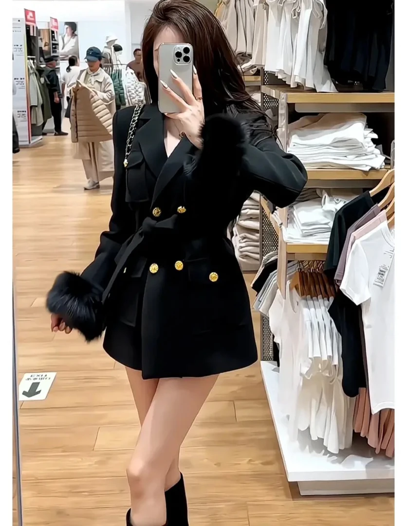 （拉萨发货 邮政包邮）黑色收腰显瘦毛呢外套女双排扣袖口毛毛拼接