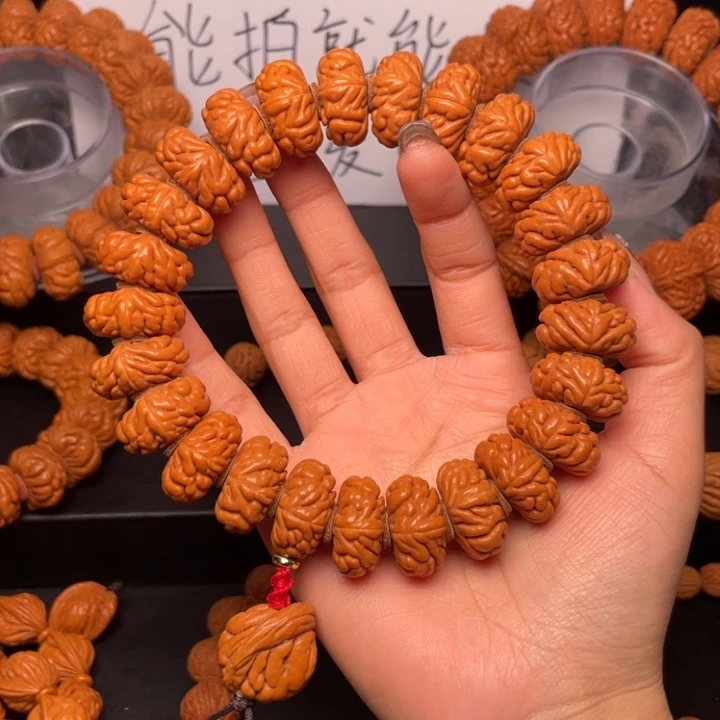 桃核手串太*21尺寸飞碟豹子头（36号链接）