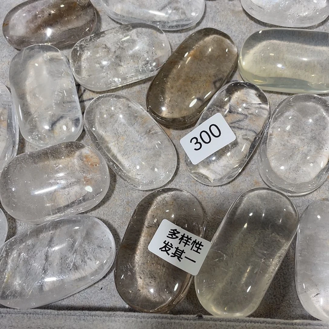 水晶摆件……未镶嵌一个