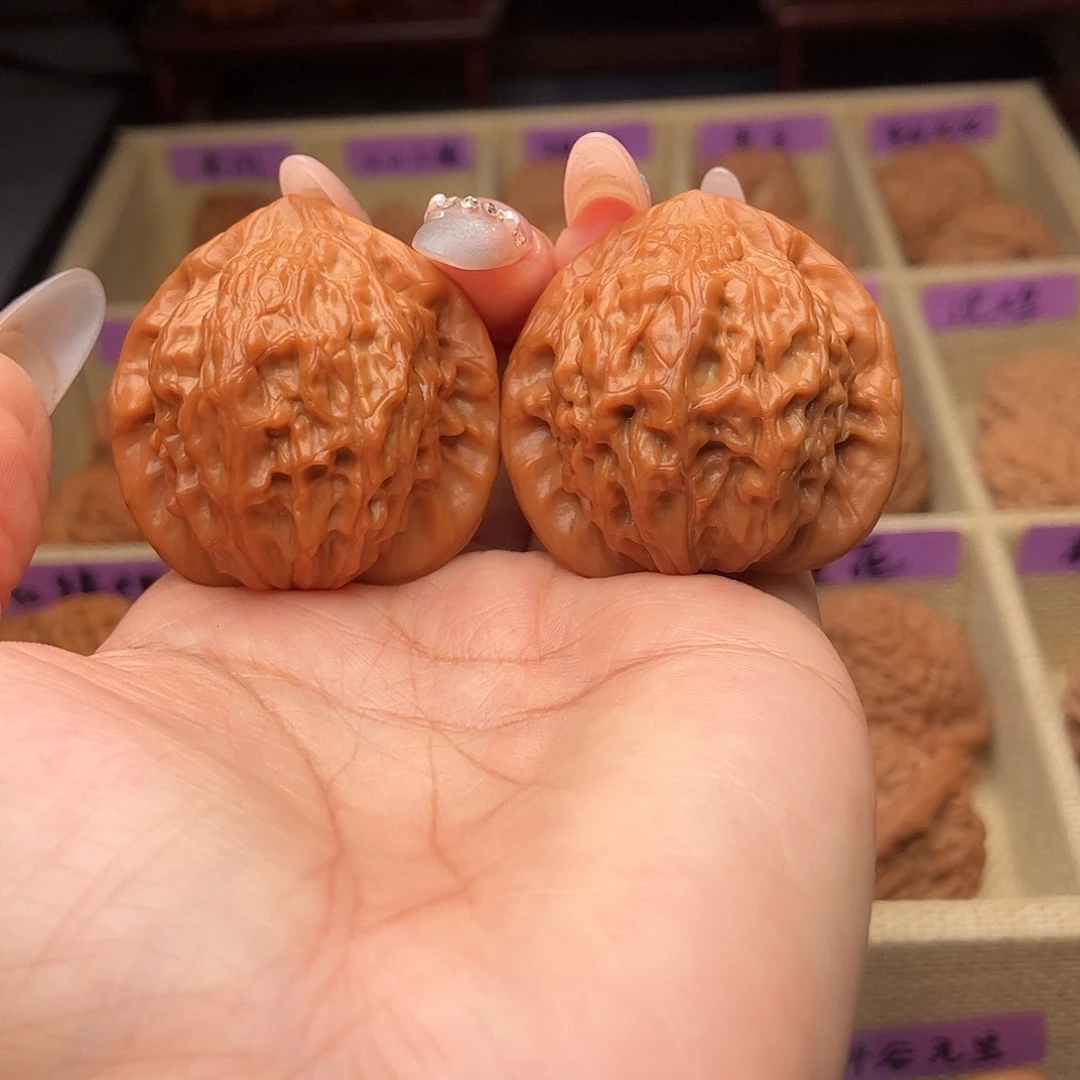 文玩核桃把件七步沟36