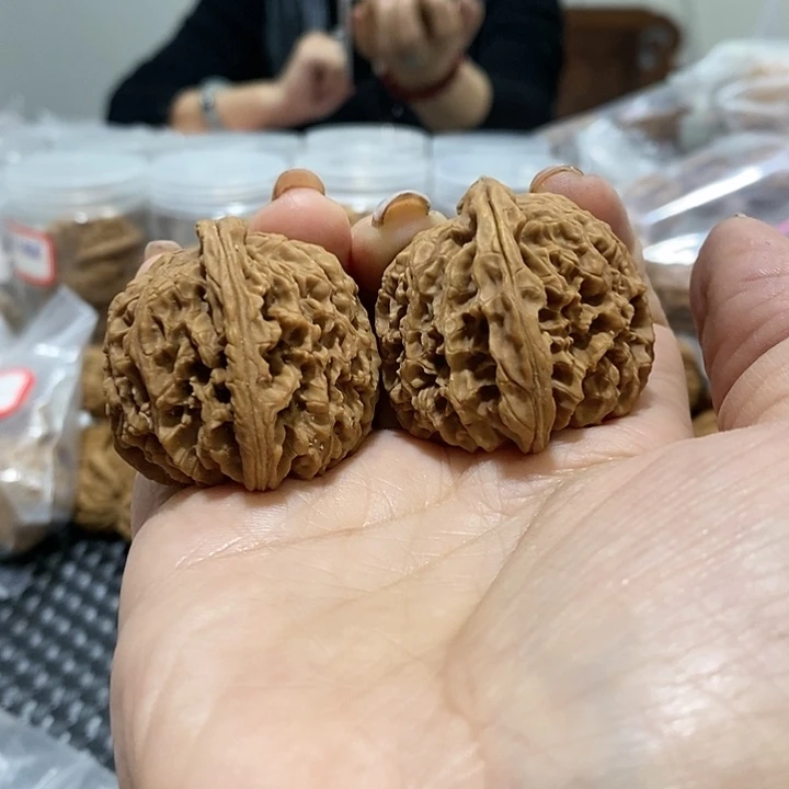 文玩核桃吊坠用****5南疆石黄