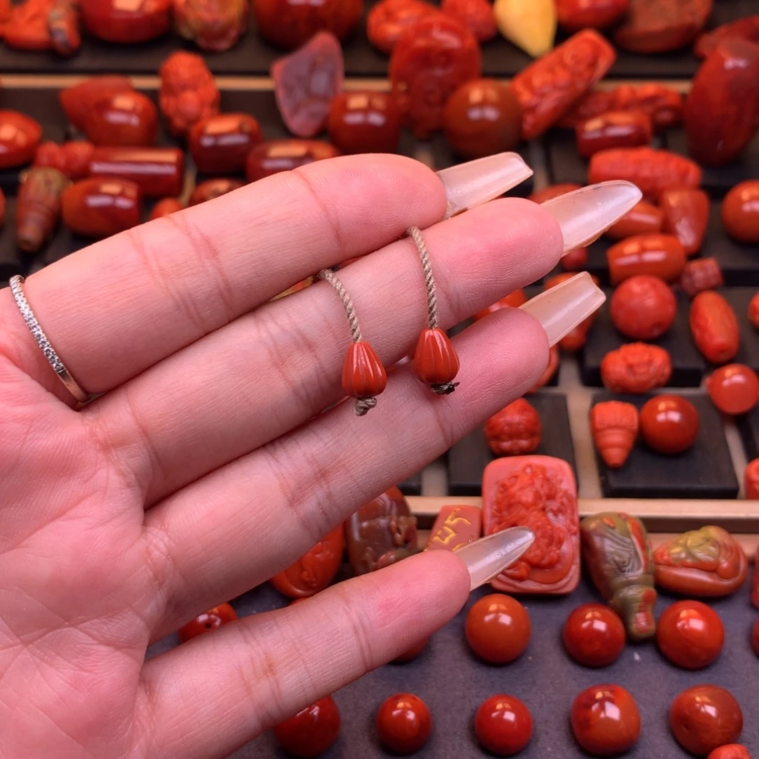 南红玛瑙未镶嵌原矿水滴弟子珠7mm