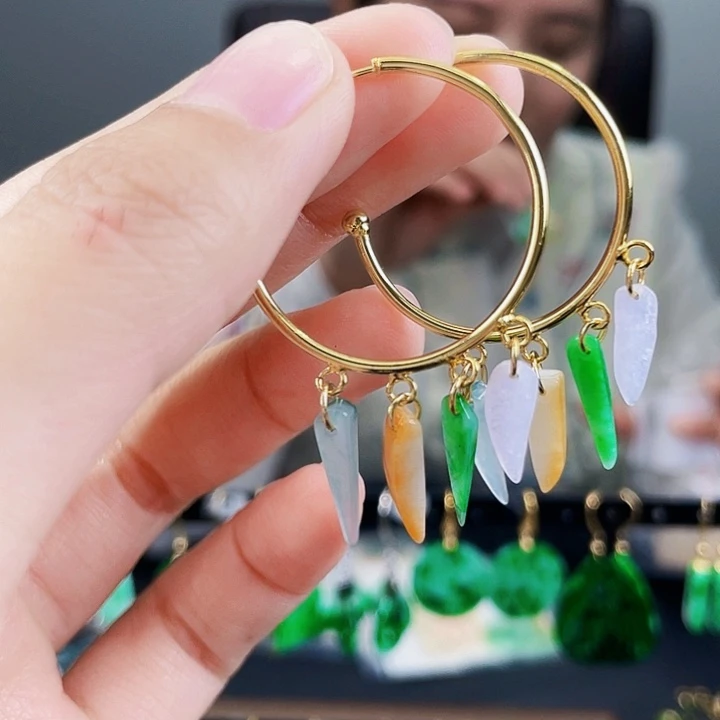 翡翠耳饰未镶嵌饰品