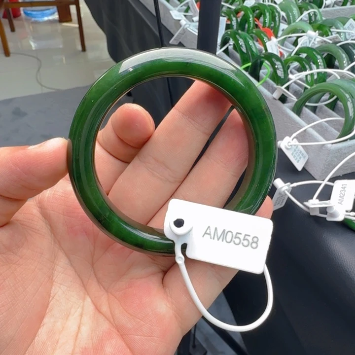 和田玉（碧玉）手镯未镶嵌58