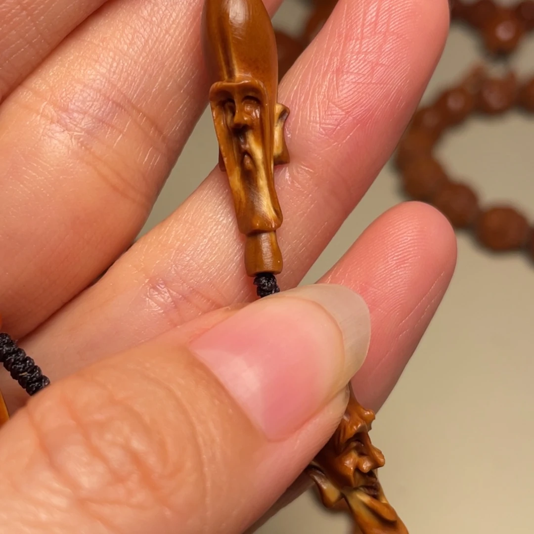 M***木橄榄石及橄榄岩中所使用