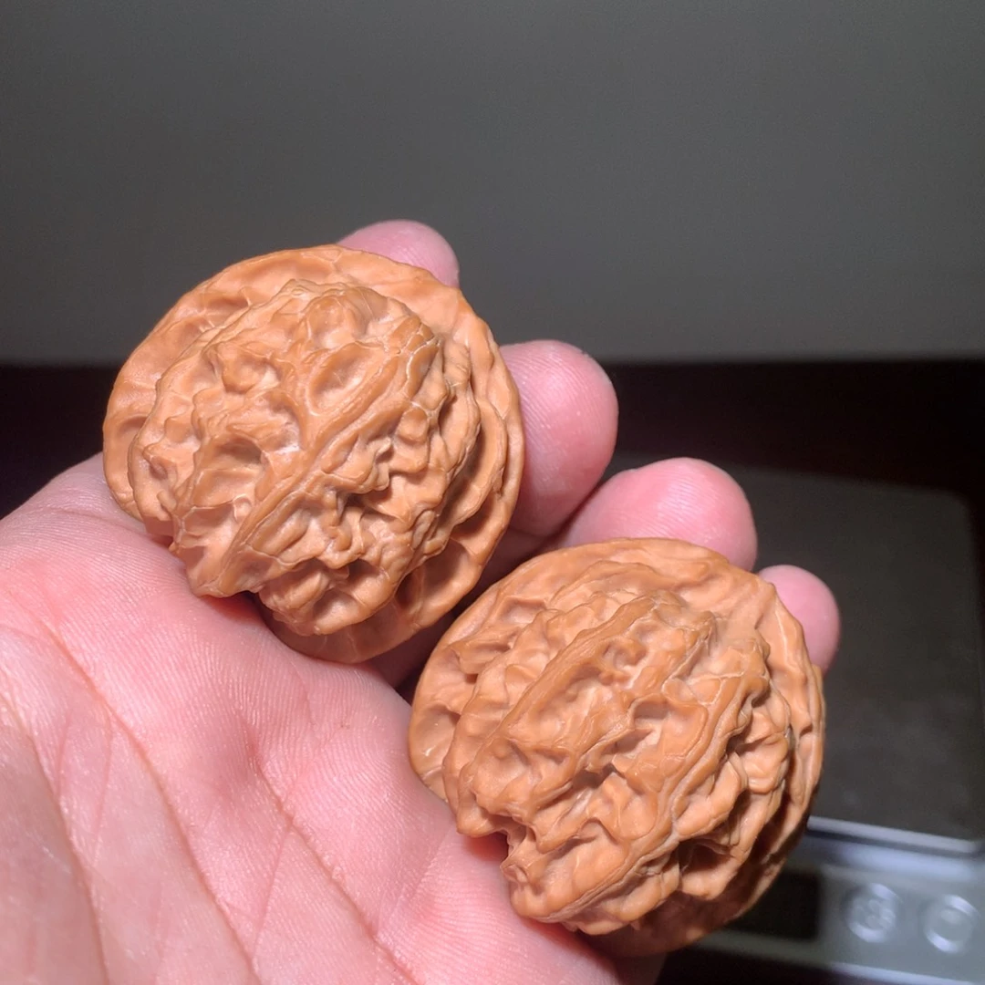 文玩核桃把件苹果山地39