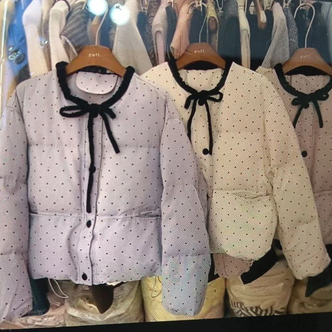 波点系带蝴蝶结短款羽绒服女冬季甜美圆领保暖外套