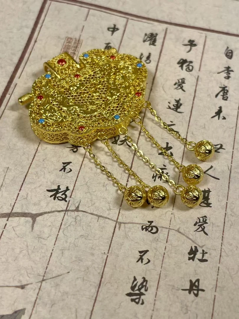 吊坠足银 珐琅彩天子门生花丝镶嵌龙凤流苏锁