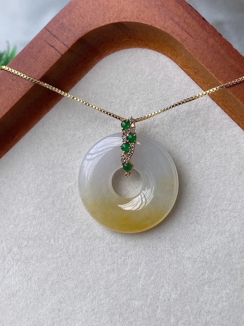 天然缅甸A级翡翠精致高端臻选百搭款冰糖黄圈圈吊坠18k金镶嵌