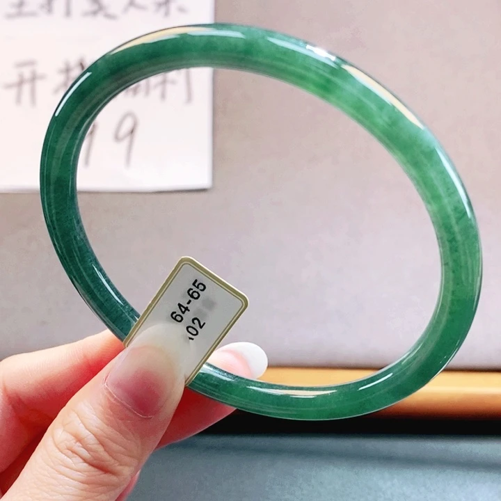 翡翠未镶嵌手镯翡翠手镯6