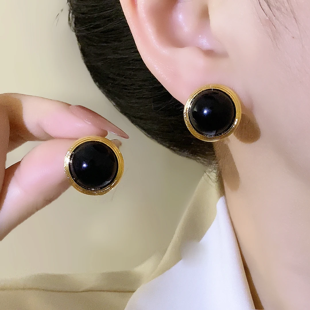 铜合金仿珍珠耳饰 高级感法式赫本风时尚气质黑色圆形耳钉1079