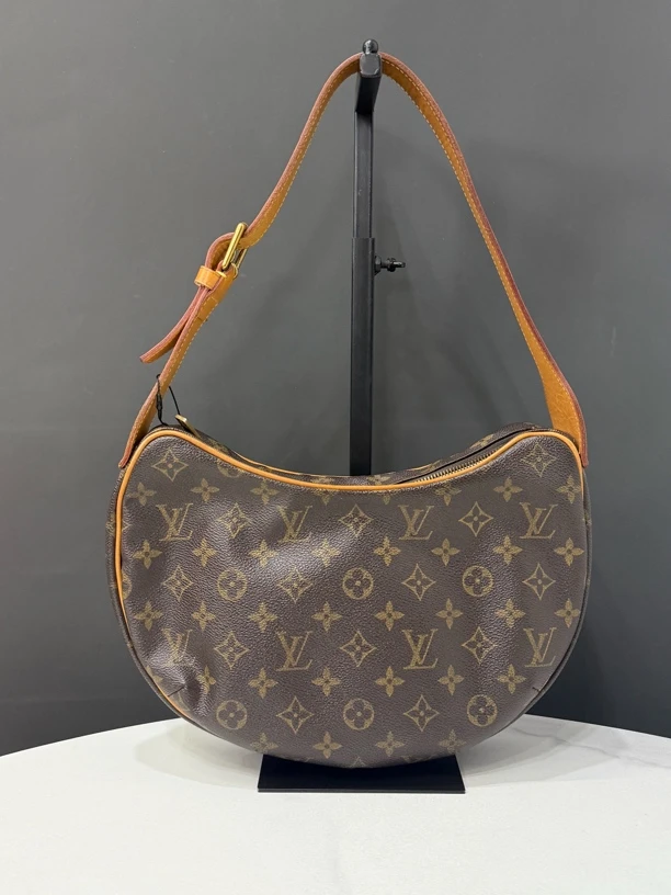 95新 LouisVuitton/路易威登 老花豌豆腋下包25cm/0065030706