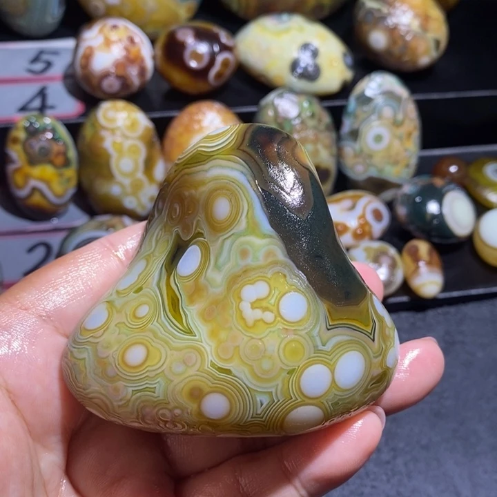 玛瑙/玉髓未镶嵌珠宝奇石5